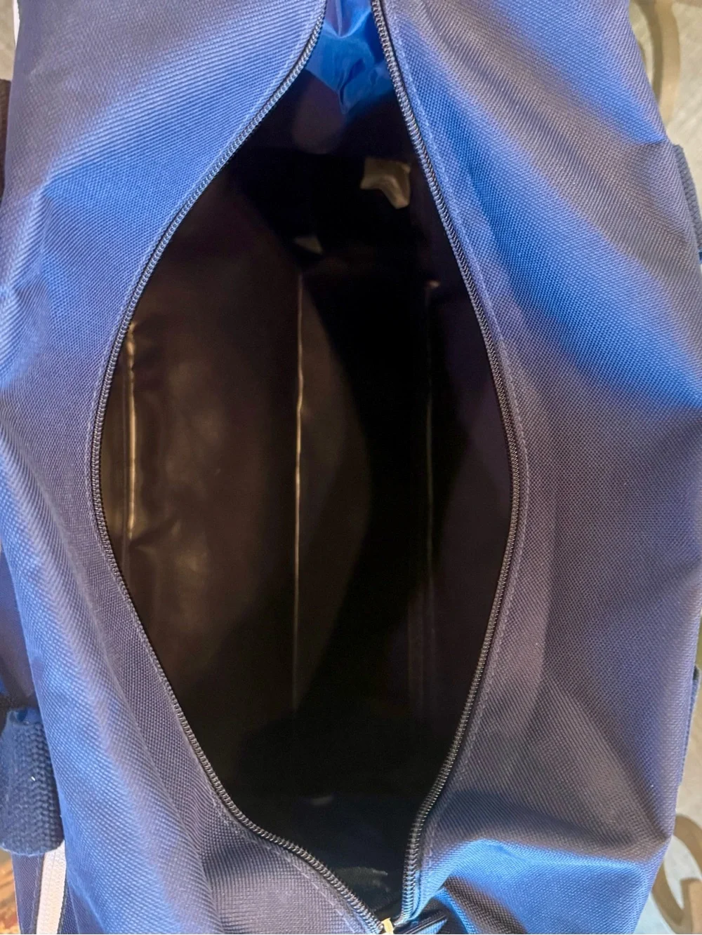 Tommy Bahama Men’s Blue & Gray Travel Duffel Bag-Weekender/Overnight Bag - NWOT
